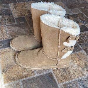 Bearpaw Women’s Eloise boot